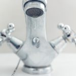 Le recyclage de l’eau du lavabo et de la douche pour un nouvel usage
